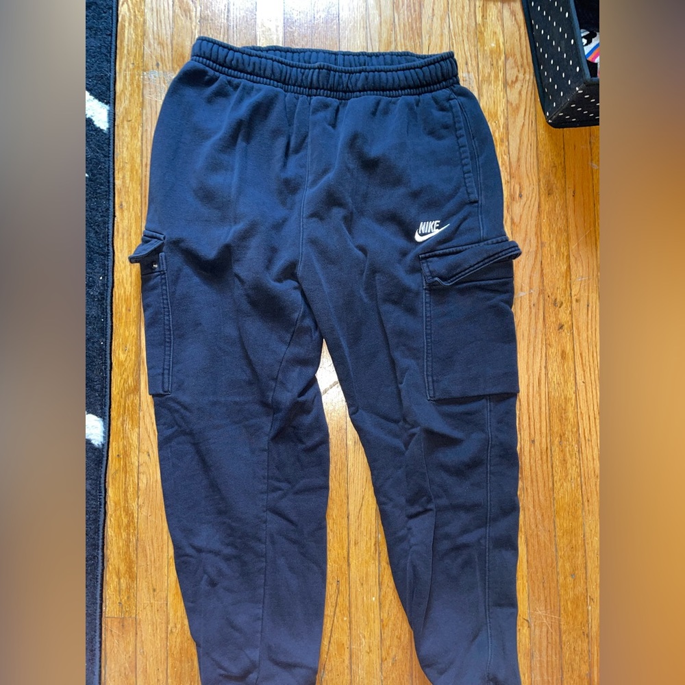 nike sportswear club fleece cargo joggers | men’s medium, black